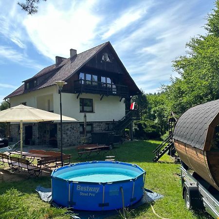 Lesniczowka Wiezyca I Domki Шимбарк Экстерьер фото